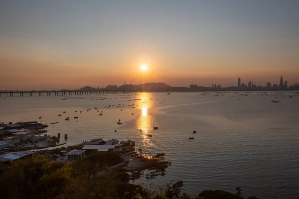 Pôr Sol Hong Kong Lau Fau Sha Fotos De Bancos De Imagens