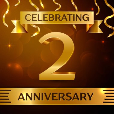 Gerçekçi iki yıl yıldönümü kutlama tasarım. Altın konfeti ve altın şerit kahverengi zemin üzerinde. Doğum günü partin için renkli vektör şablon öğeleri