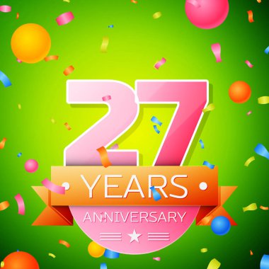 Gerçekçi yirmi yedi yıl yıldönümü kutlama tasarım. Pembe numaraları ve altın şerit, yeşil zemin üzerine konfeti. Doğum günü partin için renkli vektör şablon öğeleri
