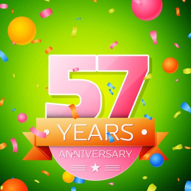 Gerçekçi elli yedi yıl yıldönümü kutlama tasarım. Pembe numaraları ve altın şerit, yeşil zemin üzerine konfeti. Doğum günü partin için renkli vektör şablon öğeleri