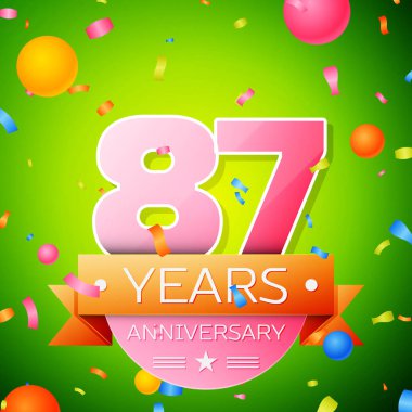 Gerçekçi seksen yedi yıl yıldönümü kutlama tasarım. Pembe numaraları ve altın şerit, yeşil zemin üzerine konfeti. Doğum günü partin için renkli vektör şablon öğeleri