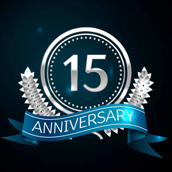 Gerçekçi on beş yıl yıldönümü kutlama tasarım gümüş halkalı ve Laurel Wreath, mavi şerit mavi arka plan üzerinde. Renkli vektör şablon öğeleri Doğum günü kutlamak için parti