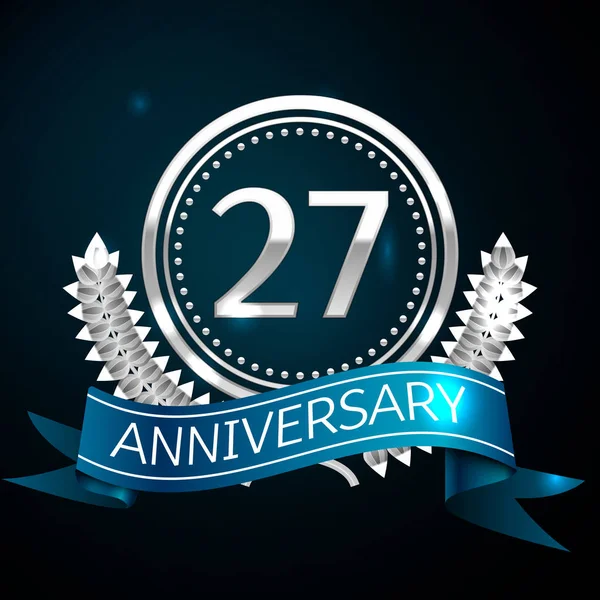Gerçekçi yirmi yedi yıl yıldönümü kutlama tasarımı ile gümüş yüzük ve Laurel Wreath, mavi şerit mavi arka plan üzerinde. Renkli vektör şablon öğeleri Doğum günü kutlamak için parti