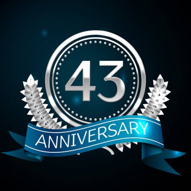 Gerçekçi kırk üç yıl yıldönümü kutlama tasarım gümüş halkalı ve Laurel Wreath, mavi şerit mavi arka plan üzerinde. Renkli vektör şablon öğeleri Doğum günü kutlamak için parti