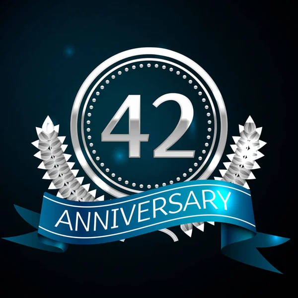 Gerçekçi kırk iki yıl yıldönümü kutlama tasarımı ile gümüş yüzük ve Laurel Wreath, mavi şerit mavi arka plan üzerinde. Renkli vektör şablon öğeleri Doğum günü kutlamak için parti