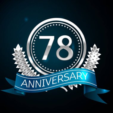 Gerçekçi yetmiş sekiz yıl yıldönümü kutlama tasarımı ile gümüş yüzük ve Laurel Wreath, mavi şerit mavi arka plan üzerinde. Renkli vektör şablon öğeleri Doğum günü kutlamak için parti