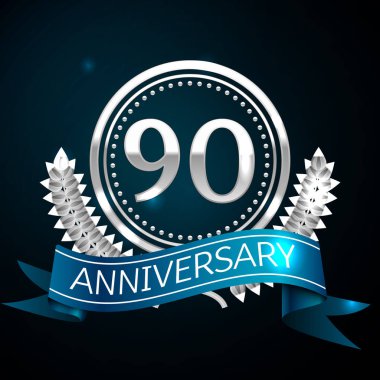 Gerçekçi doksan yıl yıldönümü kutlama tasarım gümüş halkalı ve Laurel Wreath, mavi şerit mavi arka plan üzerinde. Renkli vektör şablon öğeleri Doğum günü kutlamak için parti