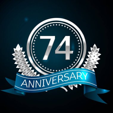 Gerçekçi yetmiş dört yıl yıldönümü kutlama tasarımı ile gümüş yüzük ve Laurel Wreath, mavi şerit mavi arka plan üzerinde. Renkli vektör şablon öğeleri Doğum günü kutlamak için parti