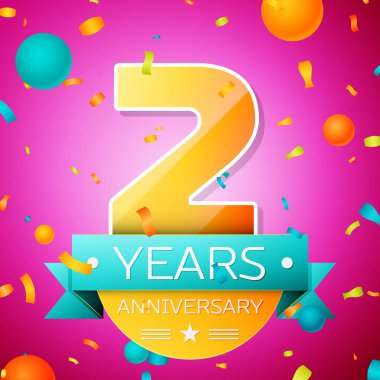 Gerçekçi iki yıl yıldönümü kutlamaları tasarım afiş. Altın numaraları ve mavi kurdele, balon, konfeti pembe bir arka plan üzerinde. Doğum günü partin için renkli vektör şablon öğeleri