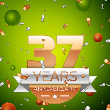 Gerçekçi otuz yedi yıl yıldönümü kutlamaları tasarım afiş. Altın numaraları ve gümüş kurdele, balon, konfeti yeşil zemin üzerine. Doğum günü partin için renkli vektör şablon öğeleri