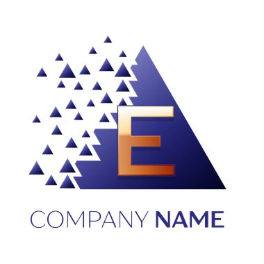 Gerçekçi altın harf E logosu simgesi beyaz arka plan üzerinde paramparça bloklarla mavi renkli piksel üçgen şeklinde. Tasarımınız için vektör şablonu