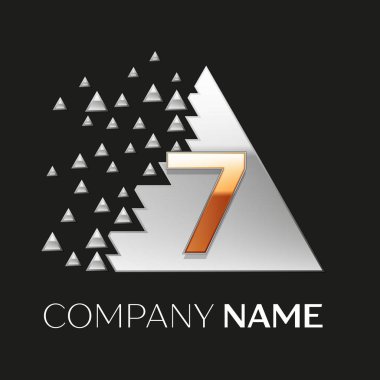 Gerçekçi altın yedi numara logo sembol siyah arka plan üzerine parçalanmış bloklarla gümüş renkli piksel üçgen şeklinde. Tasarımınız için vektör şablonu