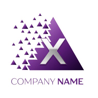 Gerçekçi gümüş harf X logosu simgesi beyaz arka plan üzerinde paramparça bloklarla mor renkli piksel üçgen şeklinde. Tasarımınız için vektör şablonu