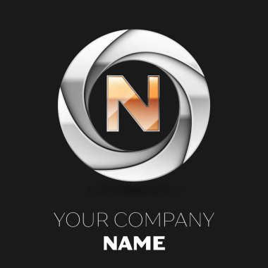 Gerçekçi altın harf N logo sembol siyah arka plan üzerine gümüş renkli daire şeklinde. Tasarımınız için vektör şablonu