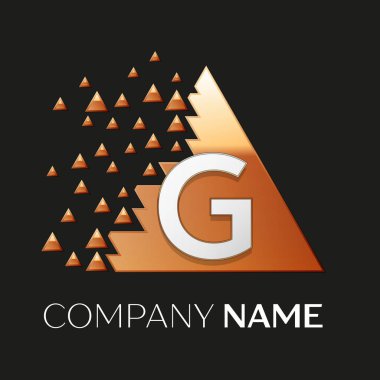 Gerçekçi gümüş harf G logo sembol siyah arka plan üzerine parçalanmış bloklarla altın renkli piksel üçgen şeklinde. Tasarımınız için vektör şablonu