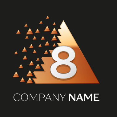 Gerçekçi gümüş sekiz numara logo sembol siyah arka plan üzerine parçalanmış bloklarla altın renkli piksel üçgen şeklinde. Tasarımınız için vektör şablonu