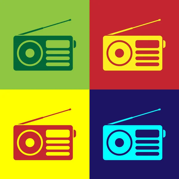 Radio a colori con icona dell'antenna isolata su sfondi a colori. Design piatto. Illustrazione vettoriale — Vettoriale Stock