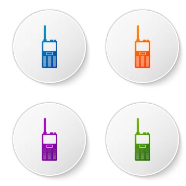 Renk Walkie talkie simgesi beyaz arka plan üzerinde izole. Taşınabilir radyo vericisi simgesi. Radyo alıcı-verici işareti. Renk simgesi daire düğmeleri ayarlayın. Vektör çizim