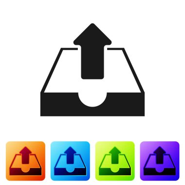 Siyah yükleme gelen kutusu simgesi beyaz arka planda yalıtılmış. Renk kare düğmelerinde simgeyi ayarlayın. Vektör Illustration