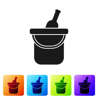 Beyaz arka planda izole bir buz kovası simgesinde şarap siyah şişe. Renk kare düğmelerinde simgeyi ayarlayın. Vektör Illustration