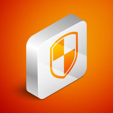 Turuncu arka planda izole edilmiş İzometrik Kalkan simgesi. Koruma işareti. Gümüş kare düğme. Vektör İllüstrasyonu