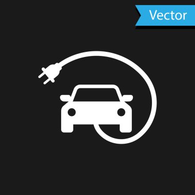 Beyaz elektrikli araba ve elektrik kablosu şarj ikonu siyah arka planda izole edildi. Yenilenebilir ekolojik teknolojiler. Vektör İllüstrasyonu