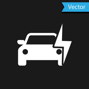 Beyaz elektrikli araba ve elektrik kablosu şarj ikonu siyah arka planda izole edildi. Yenilenebilir ekolojik teknolojiler. Vektör İllüstrasyonu