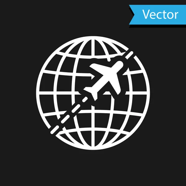 Globo Branco com ícone de avião voador isolado no fundo preto. Avião voa ao redor do planeta Terra. Ícone mundial de aeronaves. Ilustração vetorial — Vetor de Stock