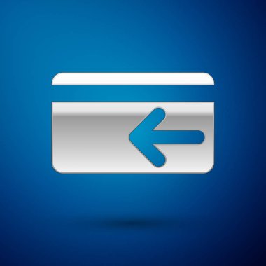 Mavi arka plan üzerinde Gümüş Nakit arka simgesi. Kredi kartı. Finansal hizmetler, para iadesi, yatırım getirisi, tasarruf hesabı, döviz bozdurma. Vektör İllüstrasyonu