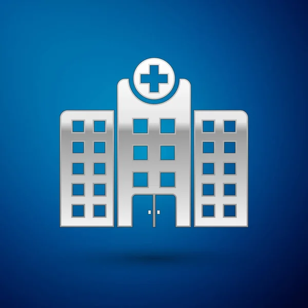 Срібне медичне будівництво лікарні з перехресної іконою, ізольованою на синьому фоні. Медичний центр. Охорона здоров'я. Векторна ілюстрація — стоковий вектор