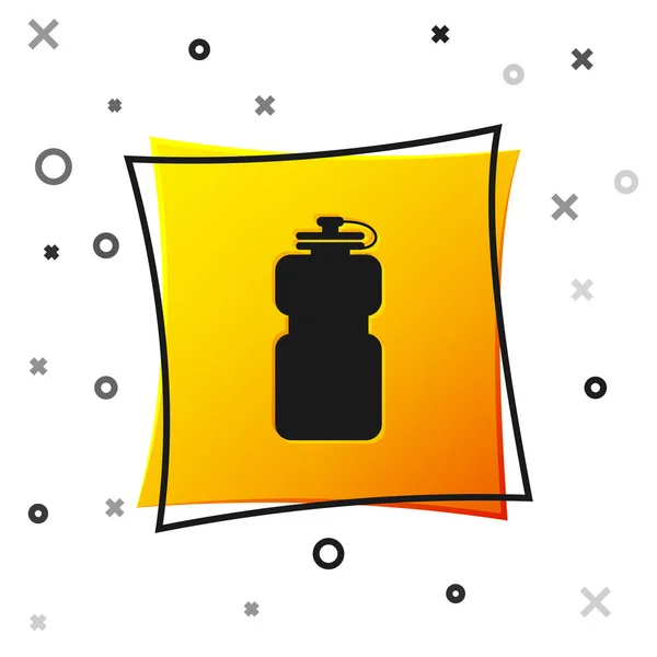 Черная бутылка со значком воды на белом фоне. Желтая квадратная кнопка. Векторная миграция — стоковый вектор