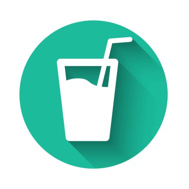 Su ve tüp ile beyaz cam uzun gölgeli ikon içmek için. Soda bardağı. Yeşil daire düğmesi. Vektör İllüstrasyonu