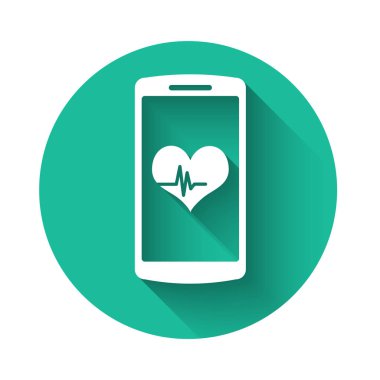Kalp hızı monitörü fonksiyon simgesi uzun gölge ile izole ile Beyaz Smartphone. Yeşil daire düğmesi. Vektör İllüstrasyonu