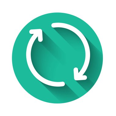 Beyaz Refresh simgesi uzun gölgeli izole edilmiş. Sembolü yeniden yükle. Döndürme okları daire işareti şeklinde. Yeşil daire düğmesi. Vektör İllüstrasyonu