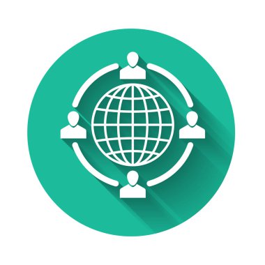 Beyaz Dış kaynak konsepti ikonu uzun gölgeli izole edildi. İşbirliği işareti. Takım çalışması ve yatırım yapma fikri. Yeşil daire düğmesi. Vektör İllüstrasyonu