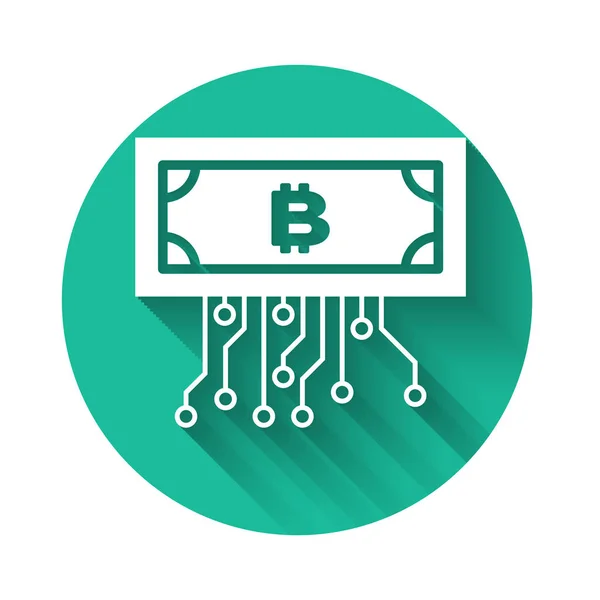Blanc concept de crypto-monnaie Bitcoin en cercle avec icône de circuit de micropuce isolé avec une ombre longue. Technologie blockchain, marché monétaire numérique. Bouton rond vert. Illustration vectorielle — Image vectorielle