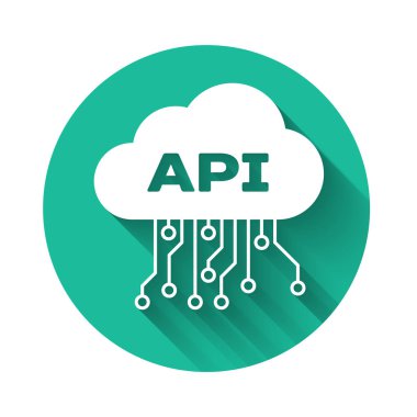 Beyaz Bulut Ağı arayüz simgesi uzun gölgeli izole edilmiş. Uygulama programlama arayüzü Api teknolojisi. Yazılım entegrasyonu Yeşil daire düğmesi. Vektör İllüstrasyonu