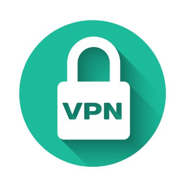 Beyaz Kilit Vpn simgesi uzun gölgeli izole edildi. Yeşil daire düğmesi. Vektör İllüstrasyonu
