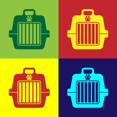 Color Pet, renk arka planlarında yalıtılmış büyük/küçük harf simgesi taşır. Hayvanlar, köpek ve kedi taşıyıcısı. Hayvanlar için konteyner. Hayvan taşıma kutusu. Vektör İllüstrasyonu