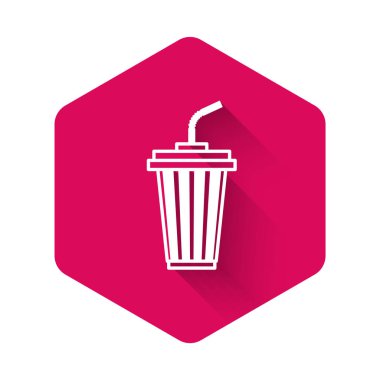 Su ikonlu beyaz cam uzun gölgeli. Soda bardağı ve pipet içmek. Taze soğuk içecek sembolü. Pembe altıgen düğmesi. Vektör İllüstrasyonu