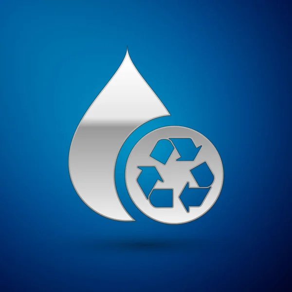 Silber recycelt sauberes Aqua-Symbol isoliert auf blauem Hintergrund. Wassertropfen mit Zeichenrecycling. Vektorillustration — Stockvektor