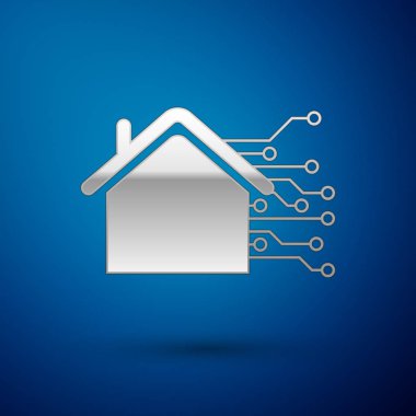 Gümüş Akıllı ev simgesi mavi arka plan üzerinde izole. Uzaktan kumanda. Vektör İllüstrasyonu
