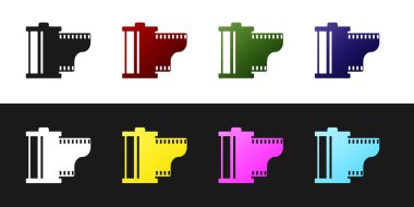 Siyah beyaz arka planda izole kamera vintage film rulo kartuş simgesi ayarlayın. Film makara simgesi. 35mm film kutusu. Filmşeridi fotoğrafçı ekipmanları. Vektör İllüstrasyonu