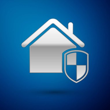 Gümüş Ev koruma simgesi altında mavi arka plan izole. Ev ve kalkan. Koruma, güvenlik, güvenlik, koruma, savunma konsepti. Vektör İllüstrasyonu