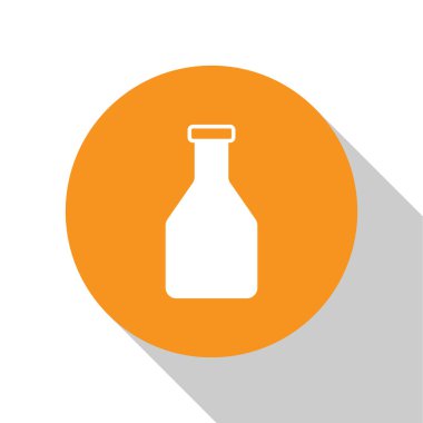 Beyaz arka planda beyaz ketçap şişesi simgesi var. Turuncu daire düğmesi. Vektör İllüstrasyonu