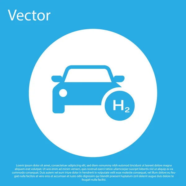 Синий значок водородного автомобиля выделен на синем фоне. Вывеска H2. Водородные топливные элементы автомобиля экологически чистые нулевые выбросы. Кнопка белого круга. Векторная миграция — стоковый вектор