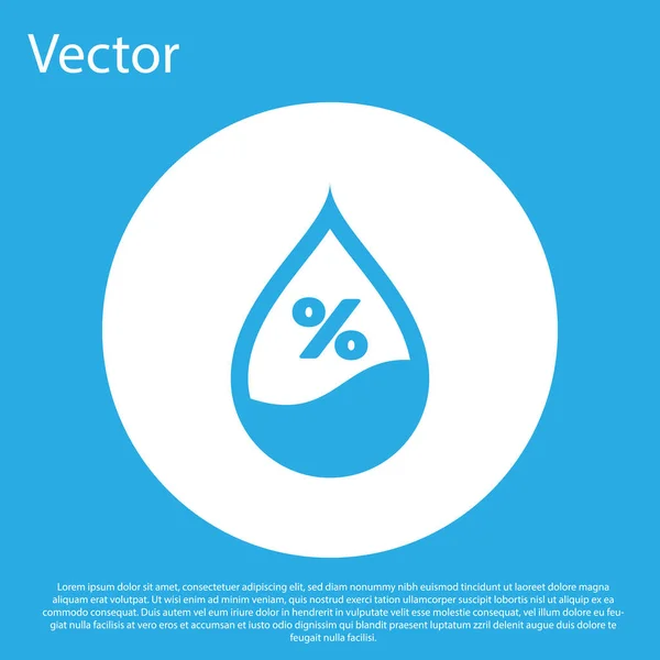 Ícone percentual de gota de água azul isolado no fundo azul. Análise da humidade. Botão de círculo branco. Design plano. Ilustração vetorial — Vetor de Stock