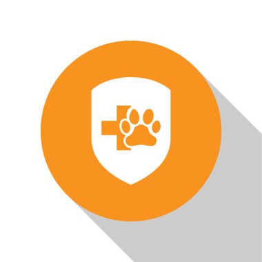 Beyaz Hayvan sağlık sigortası simgesi beyaz arka plan üzerinde izole. Evcil hayvan koruma simgesi. Köpek ya da kedi pençesi izi. Turuncu daire düğmesi. Vektör İllüstrasyonu