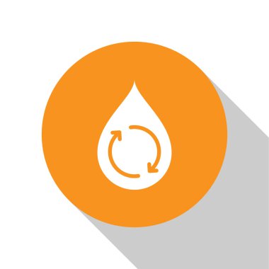 Beyaz Geri Dönüşüm temiz aqua simgesi beyaz arka plan üzerinde izole. İşaret geri dönüşüm ile su damlası. Turuncu daire düğmesi. Vektör İllüstrasyonu