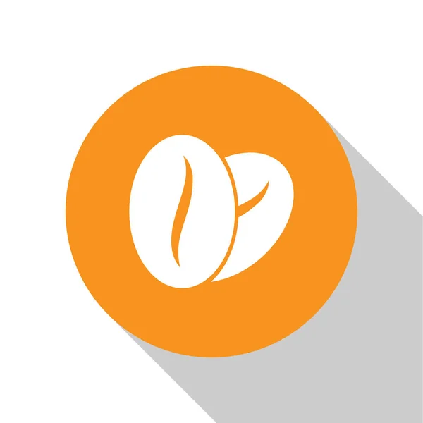 Icono de granos de café blanco aislado sobre fondo blanco. Botón círculo naranja. Diseño plano. Ilustración vectorial — Archivo Imágenes Vectoriales